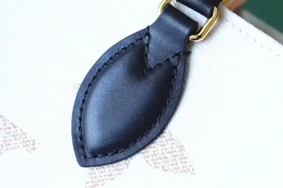 Cheap VUITTON ONTHEGO LOUIS MM 0706